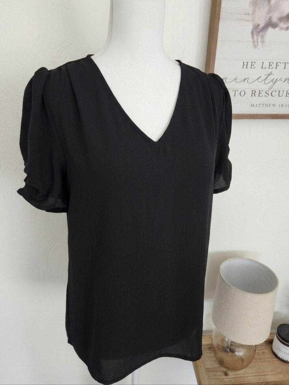 NWT ADRIANNA PAPELL SHORT SLEEVE BLOUSE